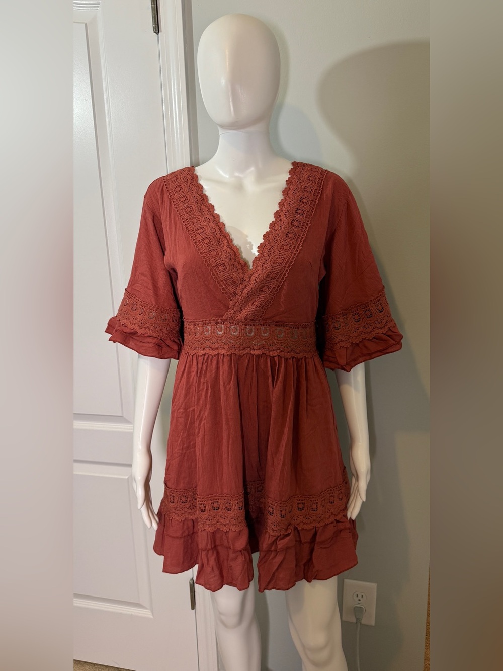 Fashion Nova Priya Crochet Mini Dress Tunic NWT Burnt Orange Lace Boho V-Neck